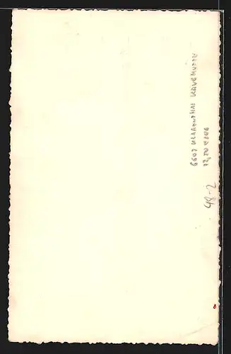 Foto-AK Mann mit einem Fotoapparat