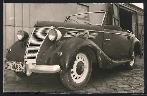 Foto-AK Auto Ford Eifel (1938 /39), Sportlicher Wagen mit deutscher Karosserie und offenem Verdeck