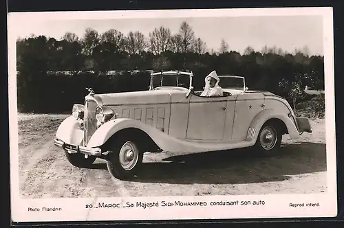 AK Auto Citroen (1932), Maroc, Sa Majesté Sidi-Mohammede conduisant son auto, König in Automobil