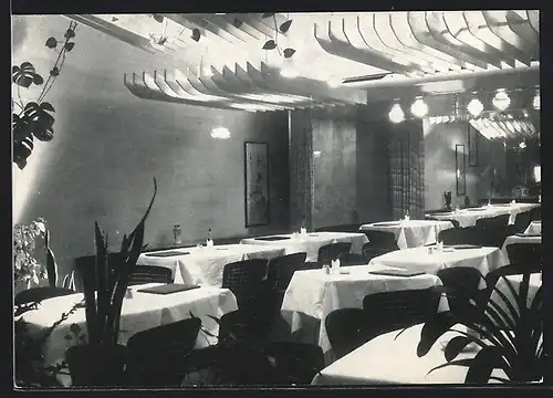 AK Stuttgart, China-Restaurant v. K. Tschang, Schulstrasse 1, Innenansicht