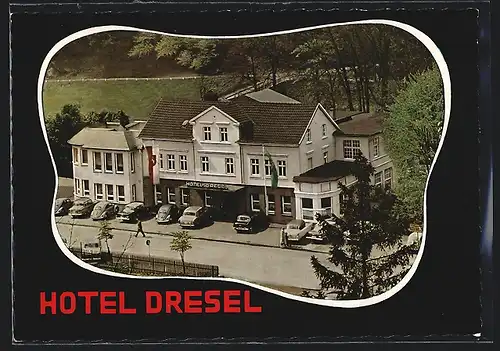 AK Rummenohl im Volmetal, Hotel Dresel mit parkenden VW-Käfern davor