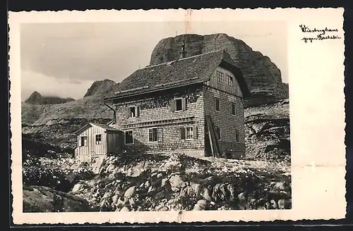 AK Berghütte Wiesberghaus, Gegen den Dachstein gesehen