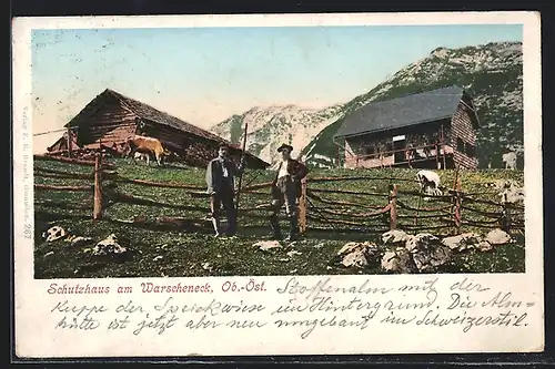 AK Warscheneckhaus, Wanderer vor der Hütte
