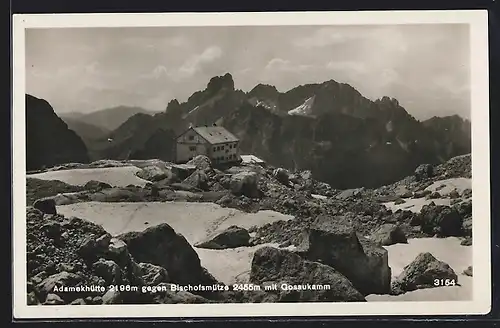 AK Adamekhütte, Berghütte gegen Bischofsmütze mit Gosauklamm