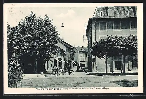 AK Pontcharra-sur-Bréda, Hôtel de Ville, Rue Laurent-Gayet