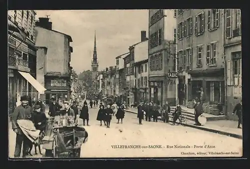 AK Villefranche-sur-Saone, Rue Nationale, Porte d`Anse