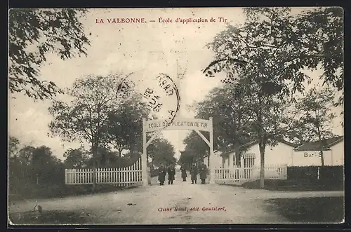 AK La Valbonne, l`école de tir