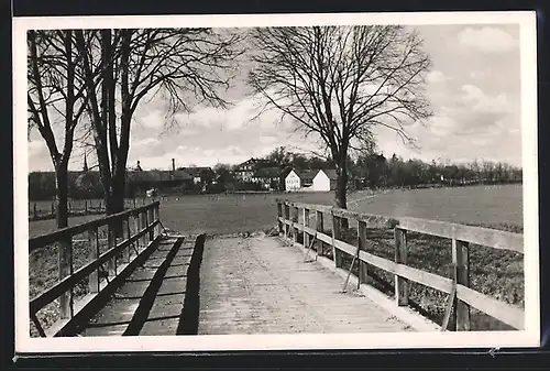 AK Gebesee, Hermann Lietz-Schule Schloss Gebesee von der Gera-Brücke aus gesehen