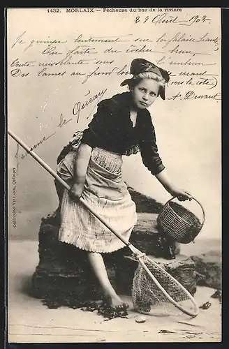 AK Morlaix, Pecheuse du bas de la rivière, junge Frau in Tracht der Bretagne