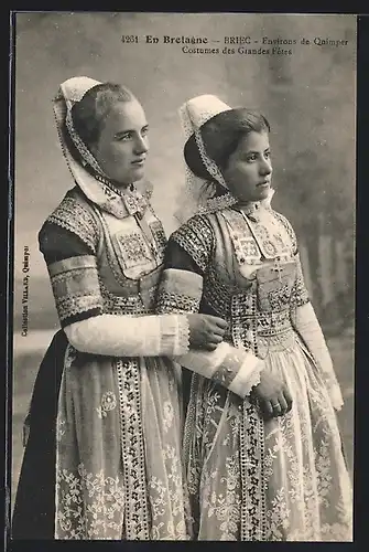 AK Briec, Costumes des Grandes Fetes, Hübsche Bretoninnen in Festtagstracht