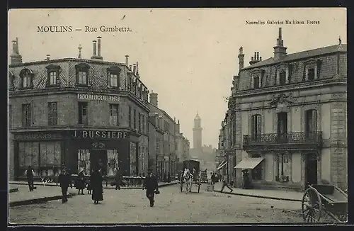 AK Moulins, Rue Gambetta-Nouvelles Galeries Mathiaux Freres