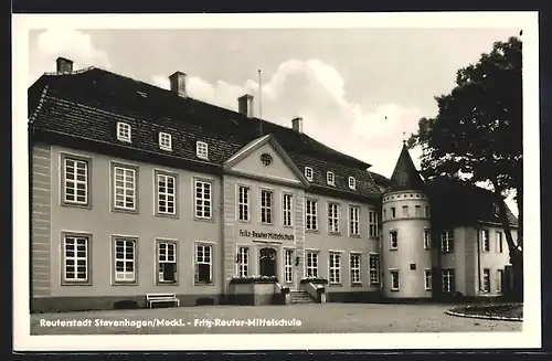 AK Reuterstadt Stavenhagen /Meckl., Fritz-Reuter-Mittelschule