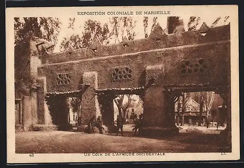 AK Marseille, Exposition coloniale 1922, Un Coin de l`Afrique Occidentale