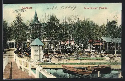 AK Berlin, Schwedischer Pavillon am Wannsee, Ruderboote