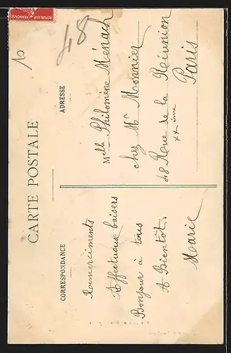 AK Un bonne pipée, Greisin raucht Pfeife