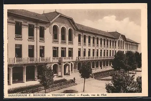 AK Tronget, Sanatorium F. Mercier, Facade, vue de l`Est