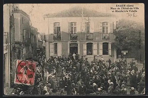 AK Eauze, Place de l`Hotel de Ville et Marché à la Volaille