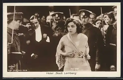 AK Schauspielerin Pola Negri in Hotel Stadt Lemberg, Filmszene