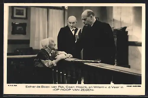 AK Filmszene Esther de Boer-van Rijk, Coen Hissink, en Willem v.d. Veer in Op Hoop van Zegen
