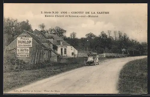AK Circuit de la Sarthe, Entrée Cherré et Sceaux-sur-Huisné, ein Teilnehmer am Autorennen auf der Strecke