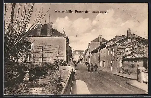 AK Warmeriville, Soldaten in der Bahnhofstrasse