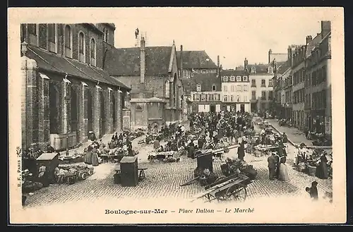 AK Boulogne-sur-Mer, Place Dalton, Le Marché