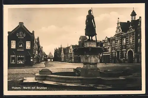 AK Husum / Nordsee, Markt mit Brunnen