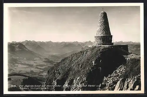 AK Grünten / Berg, Jägerdenkmal auf dem Grünten, Blick auf Illertal