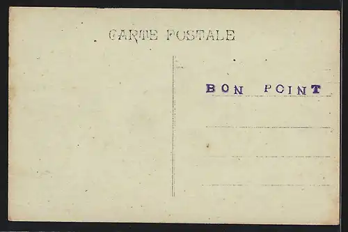 AK Marseille, Exposition Coloniale 1922, Palais de l`Afrique Occidentale, Intérieur d`un Village Soudanais