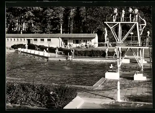 AK Barnstorf / Diepholz, Gäste im Waldschwimmbad