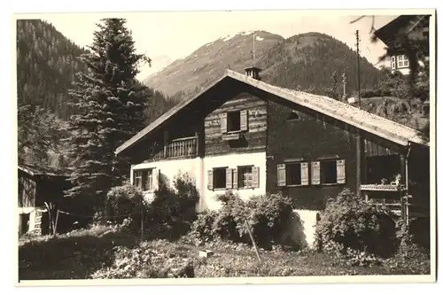 20 Fotografien unbekannter Fotograf, Ansicht St. Anton am Arlberg, Villa Aussen - und Innenansichten, Inneneinrichtung