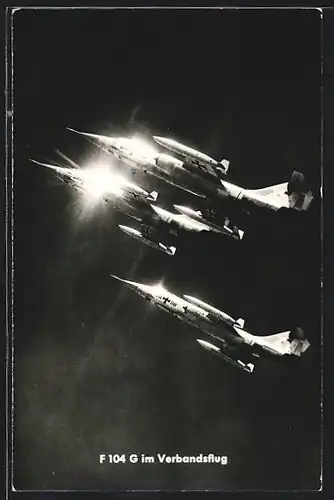 AK F 104 G im Verbandsflug