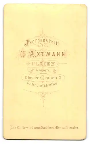 Fotografie C. Axtmann, Plauen i. Voigtl., Oberer Graben 3, Junger Herr im Anzug mit Fliege