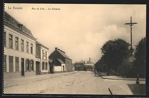 AK La Bassée, rue de Lille, le calvaire