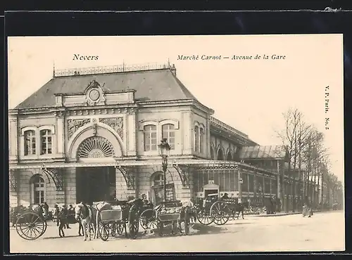 AK Nevers, Marché Carnot, Avenue de la Gare