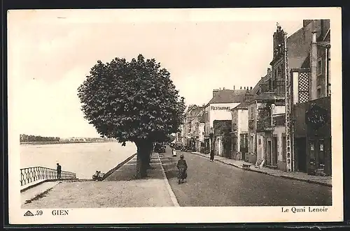 AK Gien, Le Quai Lenoir