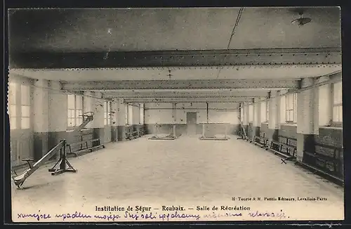 AK Roubaix, Institution de Ségur, Salle de Récréation