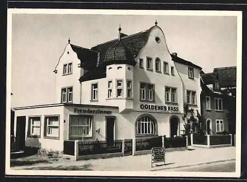 AK Rothenburg ob der Tauber, Gasthaus Goldenes Fass, Ansbacher Strasse 39