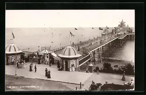 AK Eastbourne, The Pier