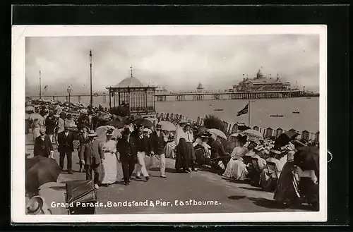 AK Eastbourne, Grand Parade, Bandstand & Pier