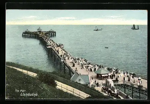 AK Llandudno, The Pier