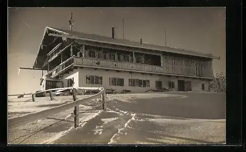 AK Blomberg-Haus, Berghütte im Schnee