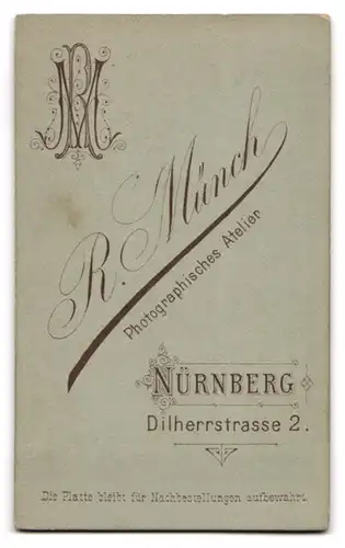 Fotografie R. Münch, Nürnberg, Chevauleger in Uniform mit Mustasch