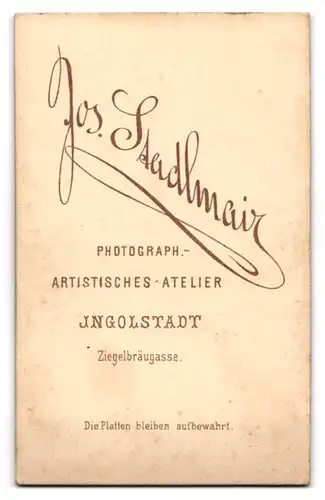 Fotografie Jos. Stradlmaier, Ingolstadt, Soldat in Uniform Rgt. 1