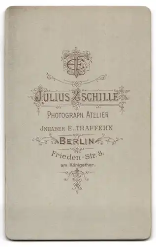Fotografie Julius Zschille, Berlin, Uffz. in Uniform Rgt. 437
