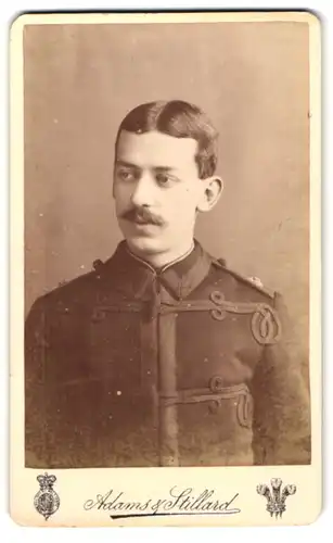 Fotografie Adams & Stillard, Southampton, englischer Husar Uffz. in Uniform