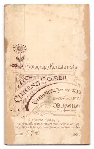 Fotografie Clemens Seeber, Chemnitz, Soldat in Uniform Rgt. 28 mit Säbel