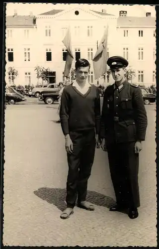 Fotografie NVA-Soldat in Uniform