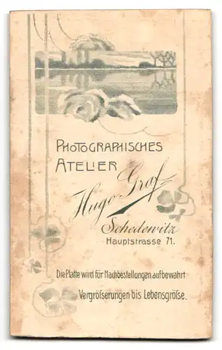 Fotografie Hugo Graf, Schedewitz, Hauptstr. 71, Junge Dame im bestickten Kleid