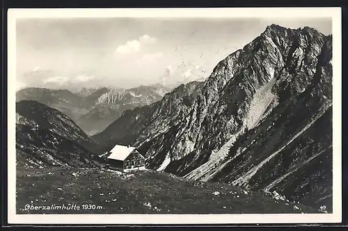 AK Oberzalimhütte, Blick über die Berghütte ins Tal